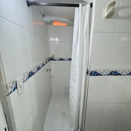 B1-8 - Acogedor Con Excelente Ubicacion Dentro De Murallas De Apartment *
