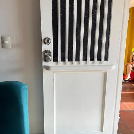Acogedor Y Dentro De Murallas Apartamento *